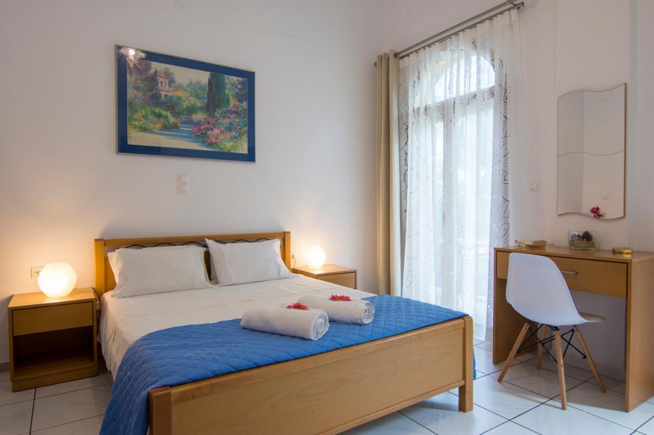 Natsios Apartments Vlachopoulatika Bagian luar foto
